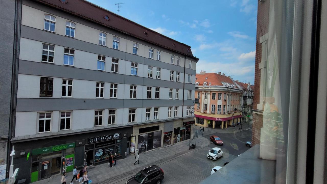 Apartament Old Town Appartamento Gliwice Esterno foto